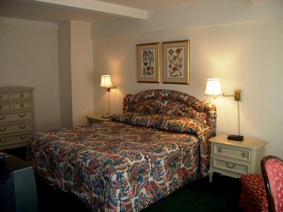 Helmsley Middletowne Hotel
