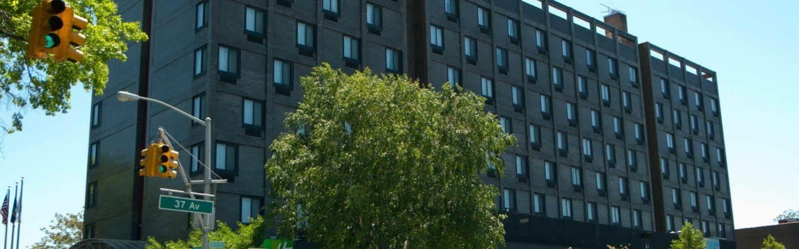 The Laguardia Hotel