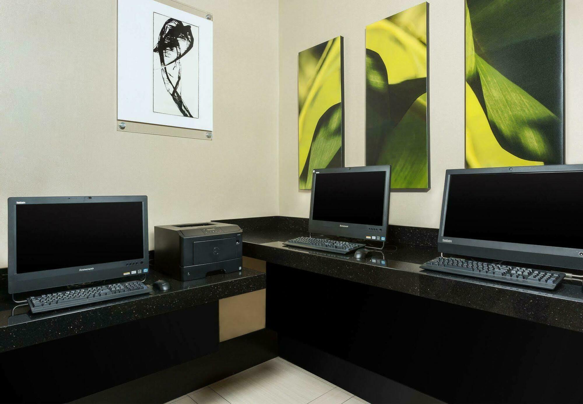 Hotel Fairfield & By Marriott Midtown Manhattan/penn Station