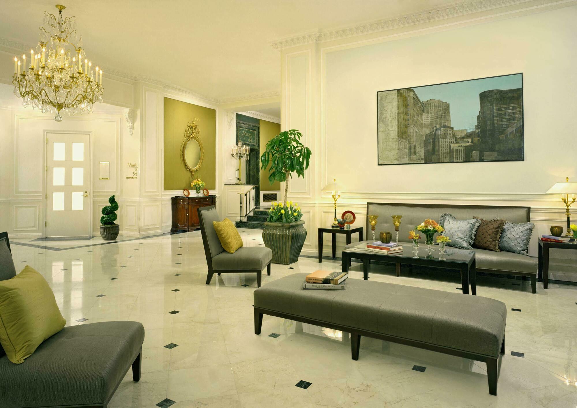 Warwick 4* New York
