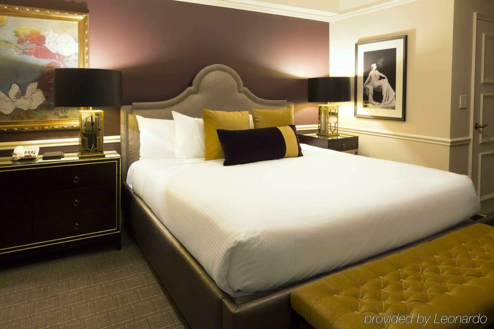 Warwick Hotel 4*