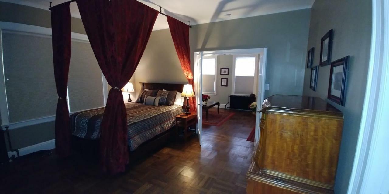 Nyc Hideaway Apartment