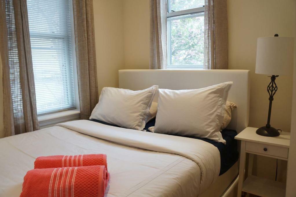 Garden Penthouse 70' - Astoria Apartment New York