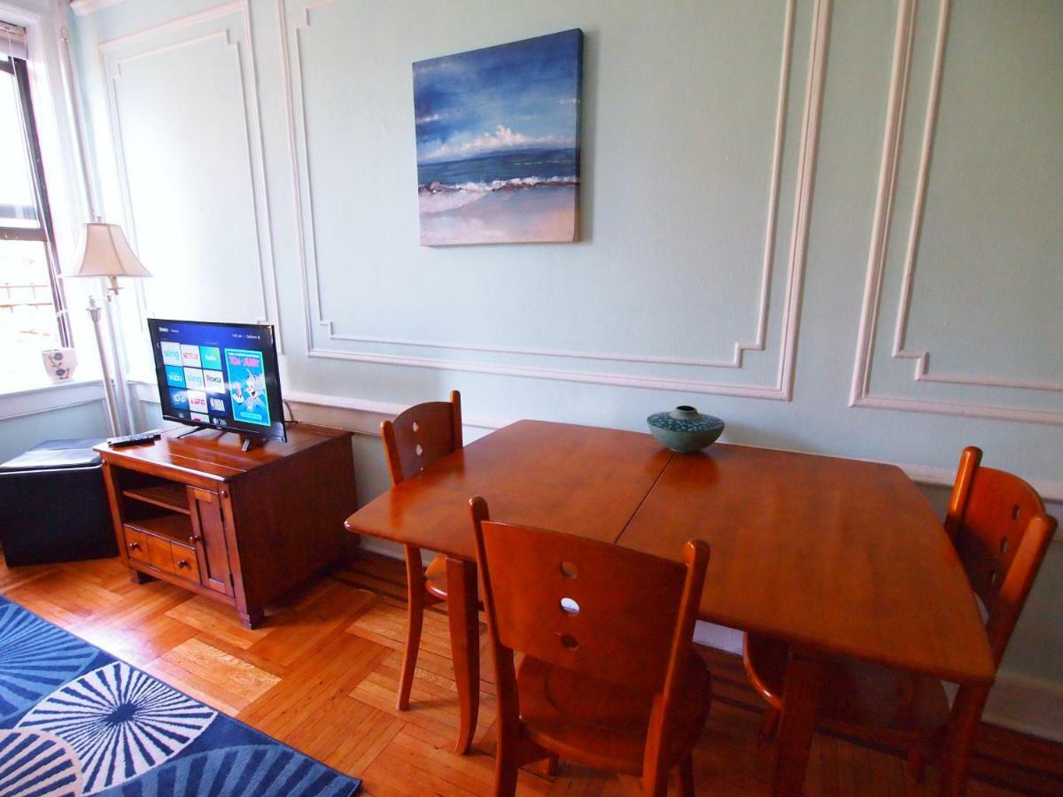 Sunny Brooklyn Apartment *