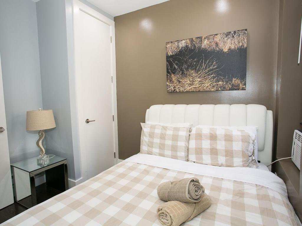 Private In Harlem Homestay *