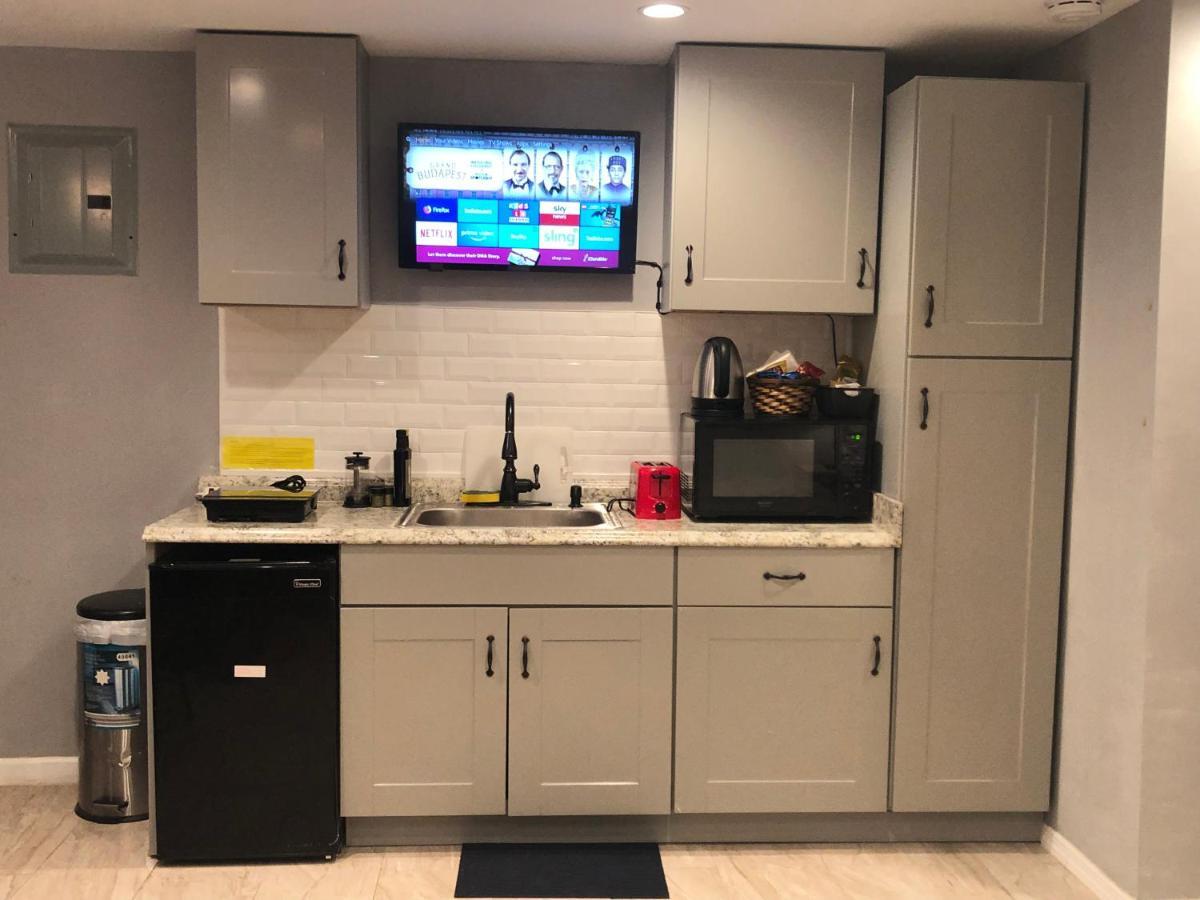 Studio Brooklyn Apartment