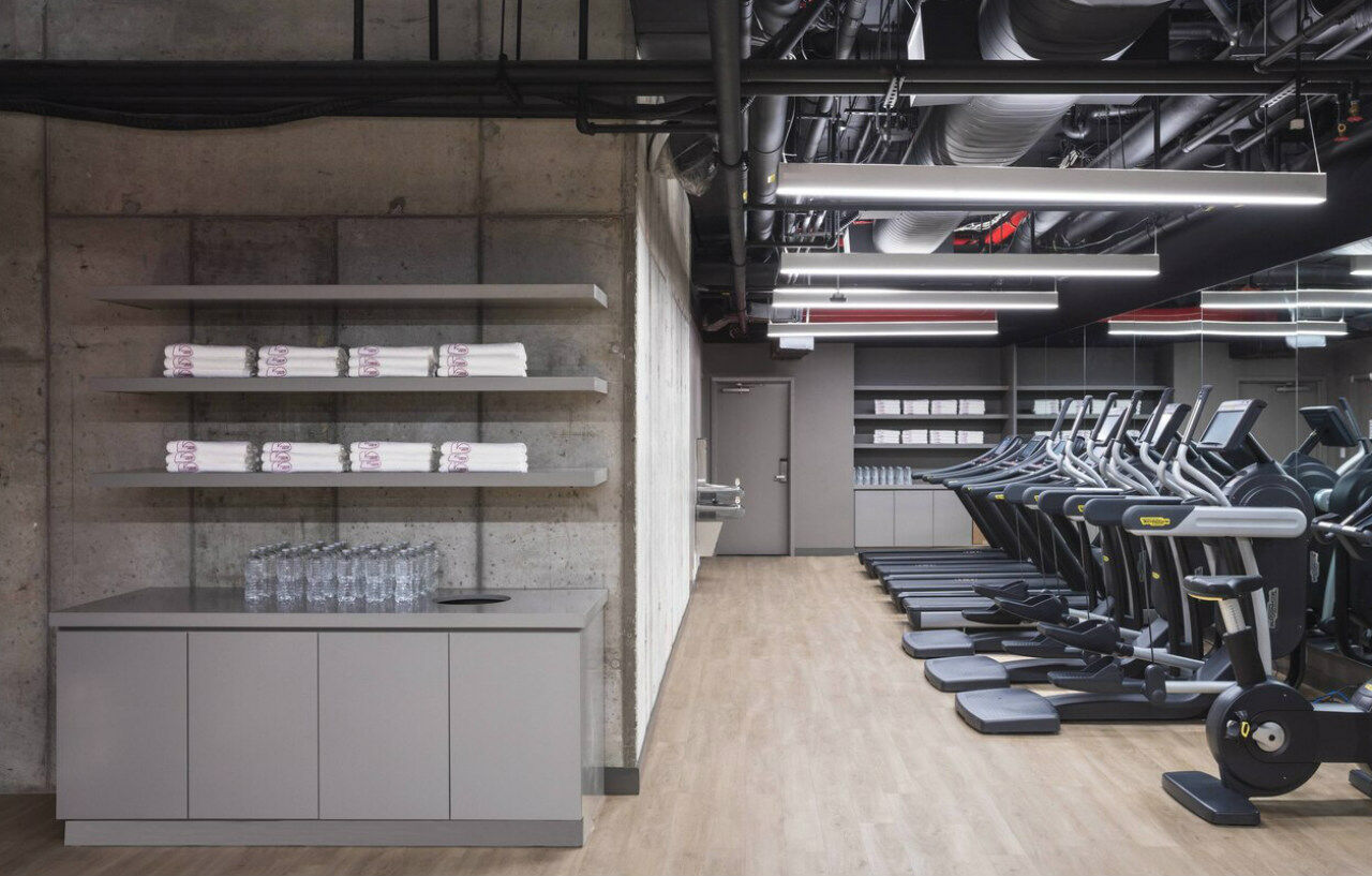 Moxy Nyc Chelsea Hotel