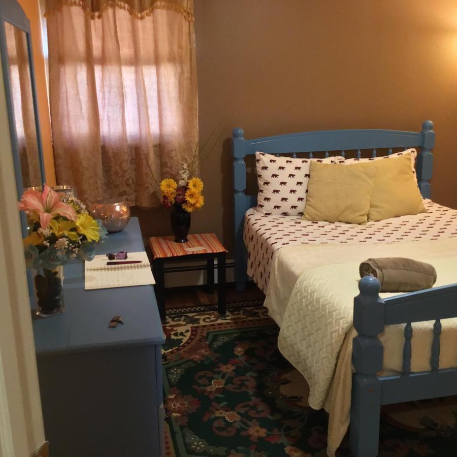 Beautiful Near Jfk And Close To Laguardia Airports Homestay *