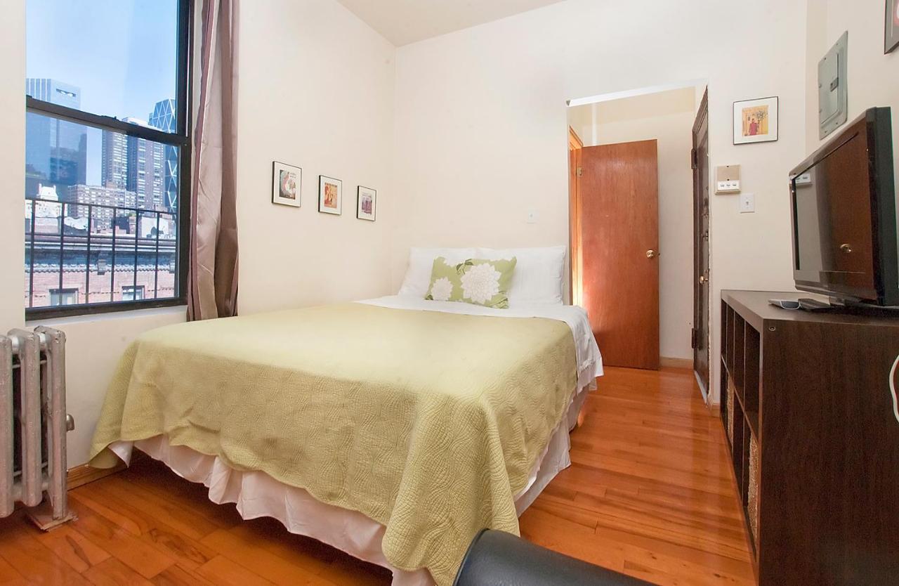 Manhattan Lodging * New York