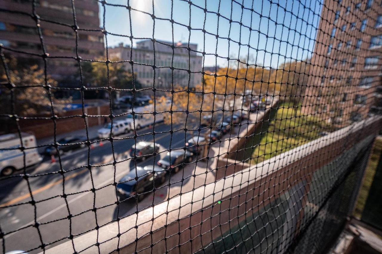 Apartment Queens Blvd