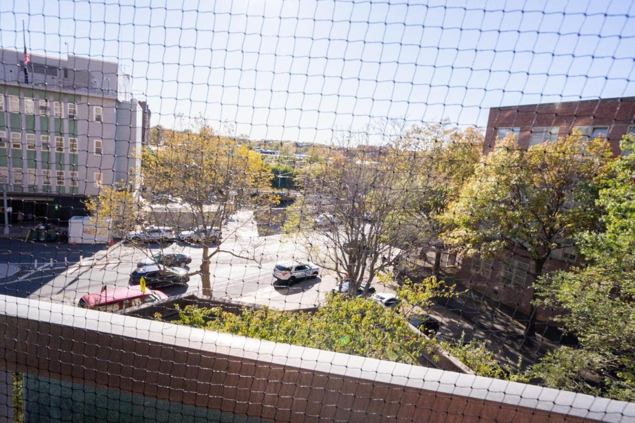 Queens Blvd Apartment *