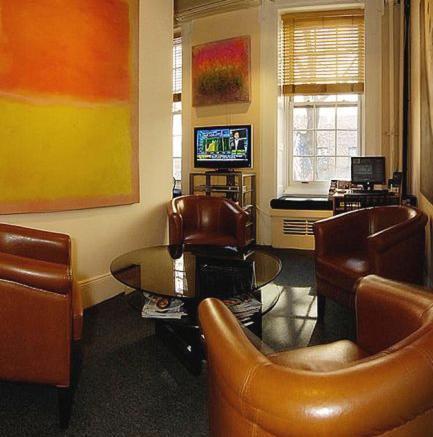 Colonial House 3* New York