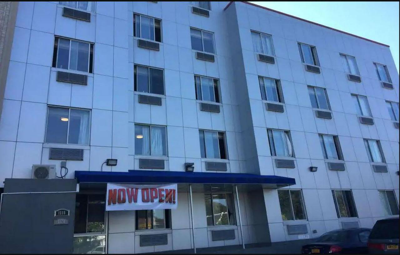 Days By Wyndham Brooklyn Borough Park Hotel New York