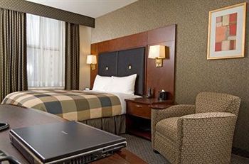 Radisson Street 4*
