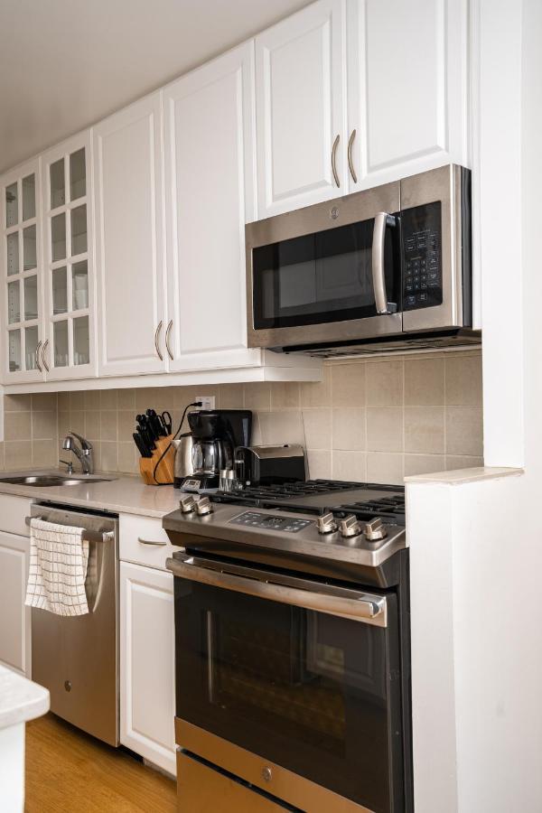 South Midtown Manhattan Apartment *