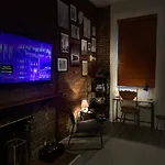 Cozy Studio Apartment In Hell\'S Kitchen