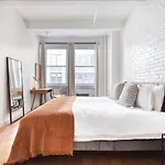 Nomad 1Br W Wd Elevator Roof Nyc-1055
