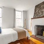 Cozy 3Bd Walk To Empire State & Times Sq!