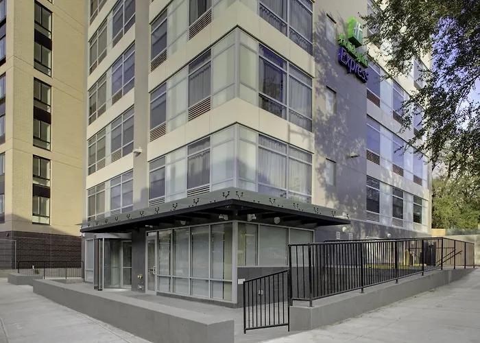 Holiday Inn Express - Bronx Nyc - Yankee Stadium, An Ihg Hotel