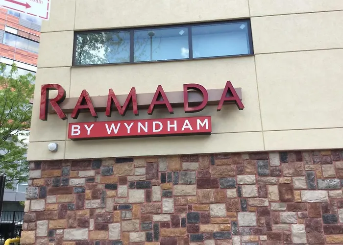 Ramada By Wyndham Bronx Terminal