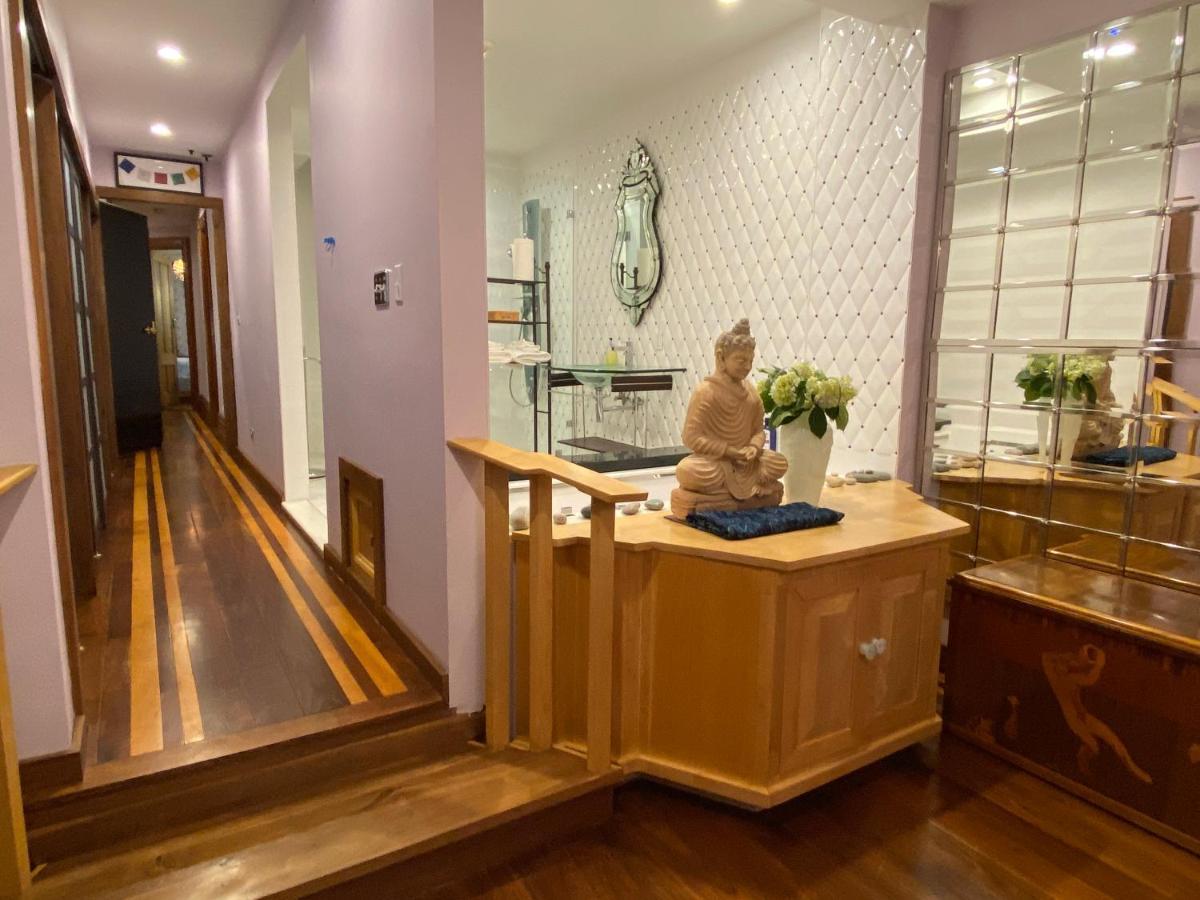 Northern Lights Mansion Bed & Breakfast 3*
