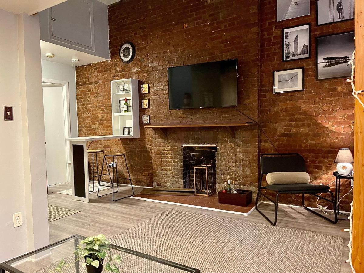 Cozy Studio In Hell's Kitchen New York