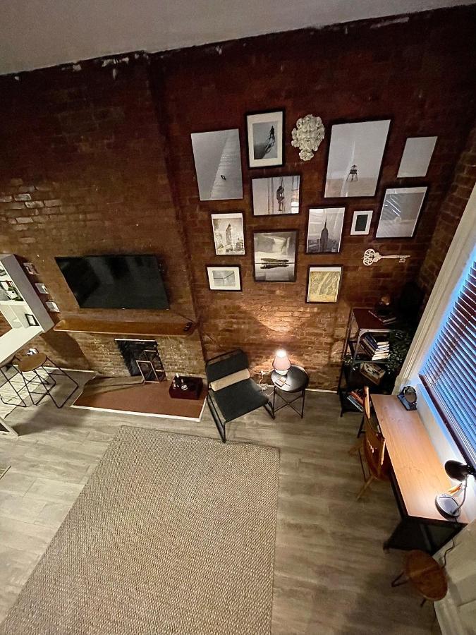 Cozy Studio In Hell's Kitchen Apartment *