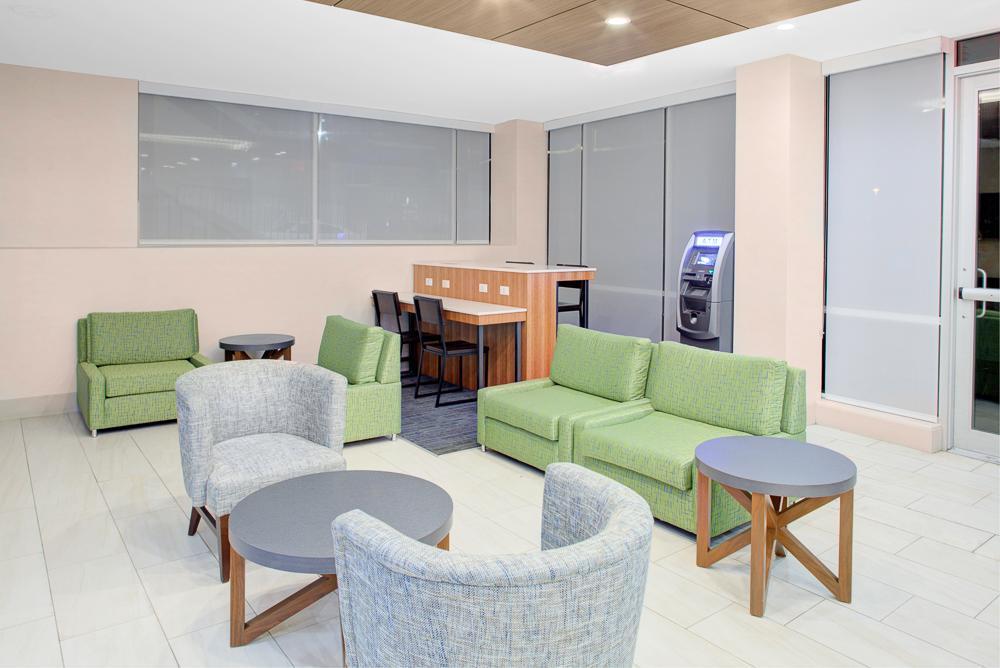 Express - Bronx Nyc - Yankee Stadium, An Ihg 3*