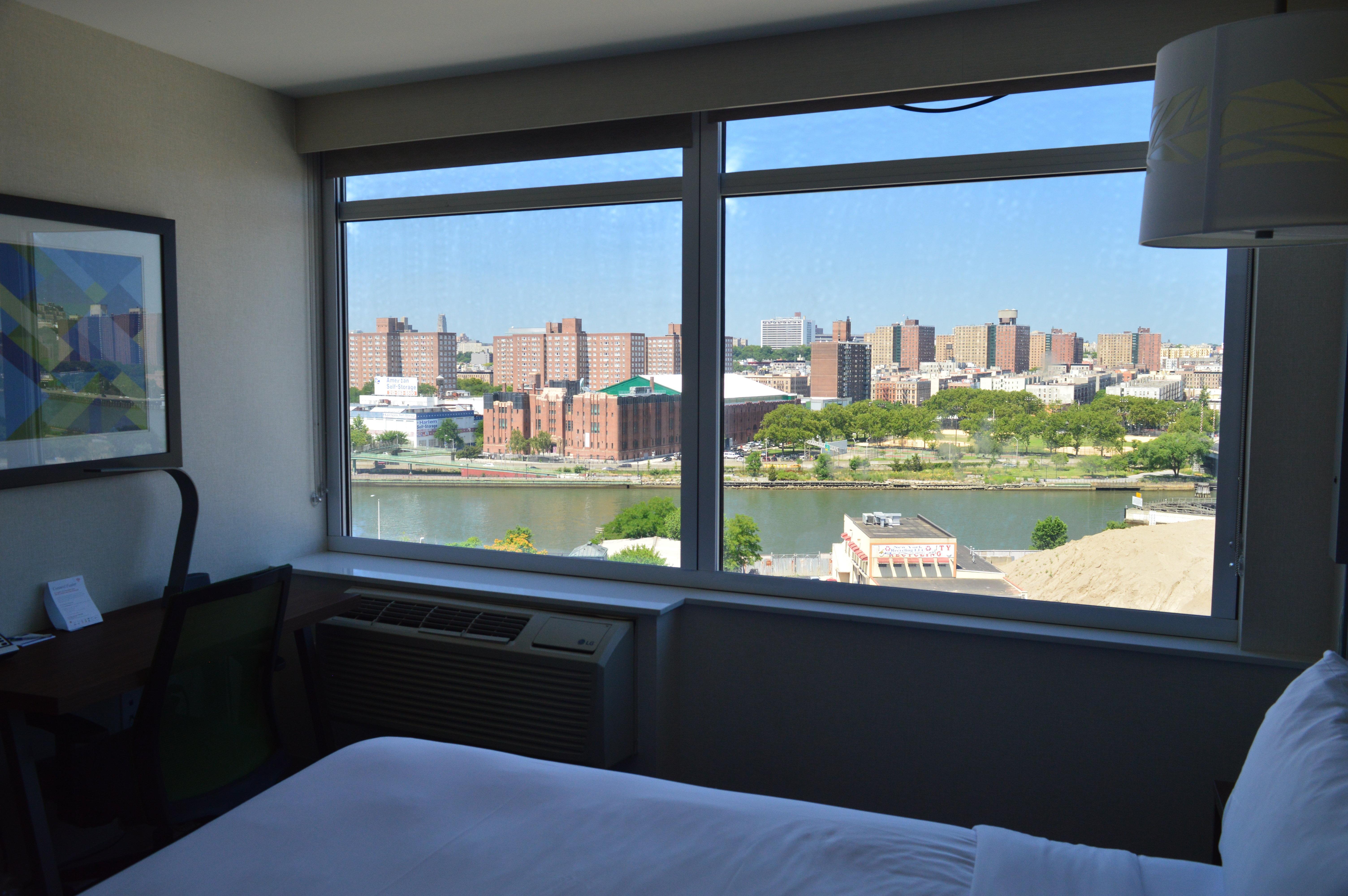 Express - Bronx Nyc - Yankee Stadium, An Ihg 3*