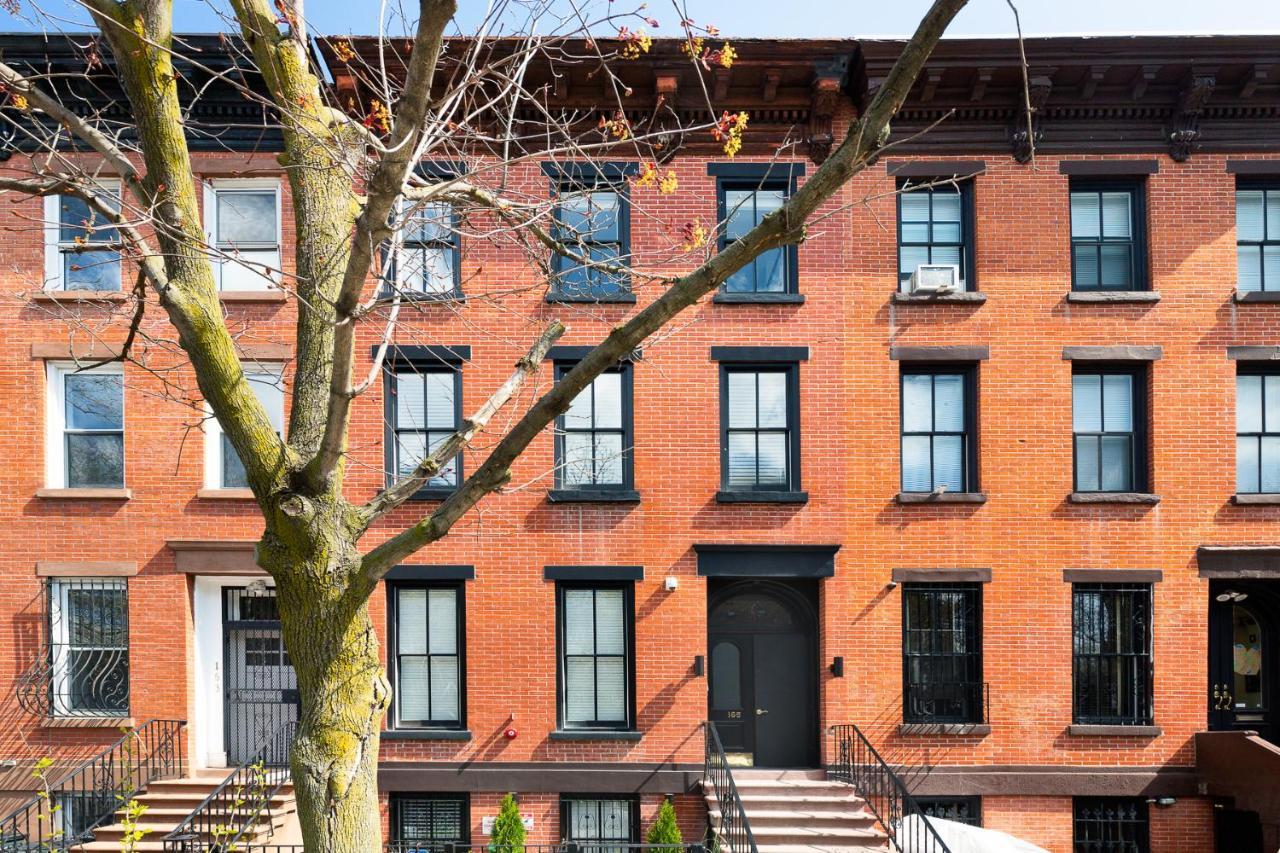 Bond Townhouse Apartment New York