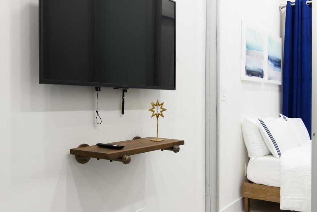 78-1d New Junior 1 Bedroom Prime Ues Wd In Unit New York