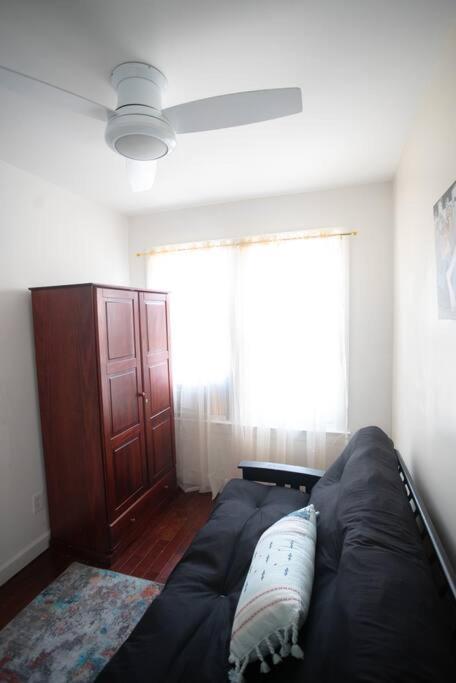 Hotel Beautiful 3-bedroom In Brooklyn With Parking New York