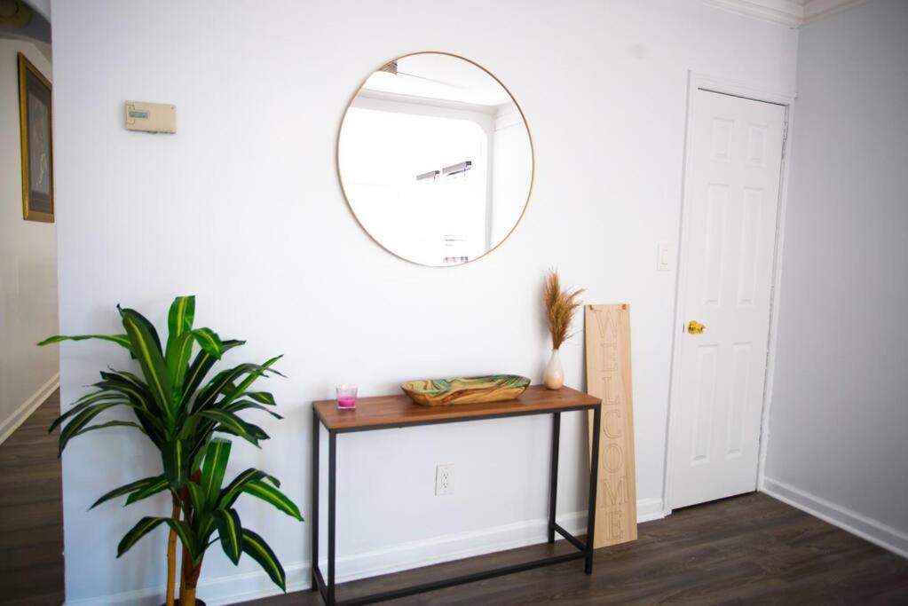 Beautiful 3-bedroom In Brooklyn With Parking *