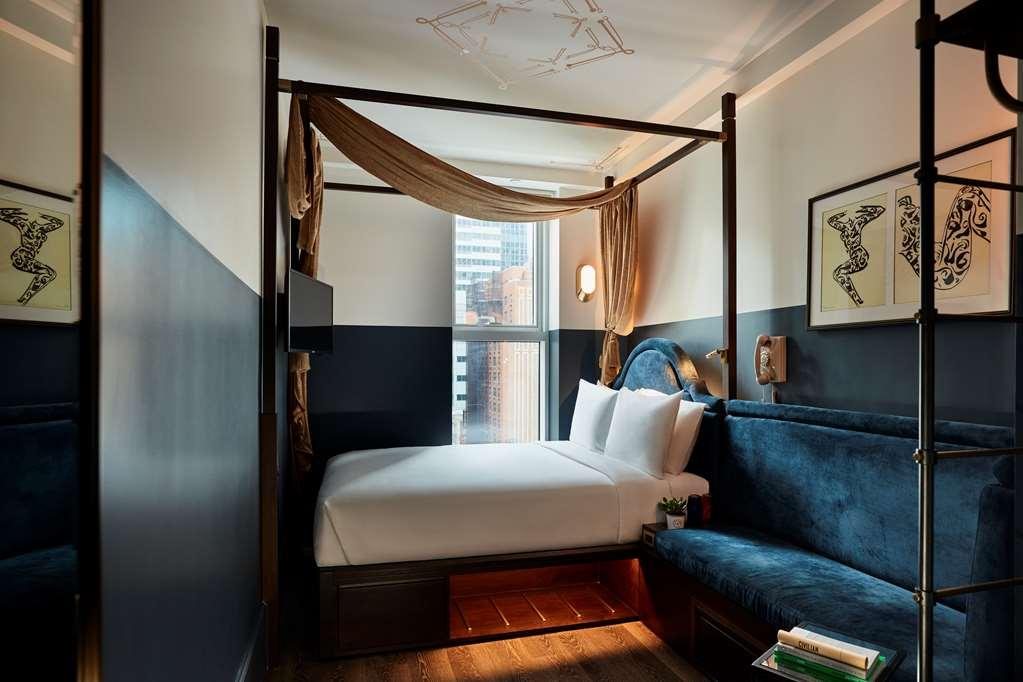 Civilian 4* New York