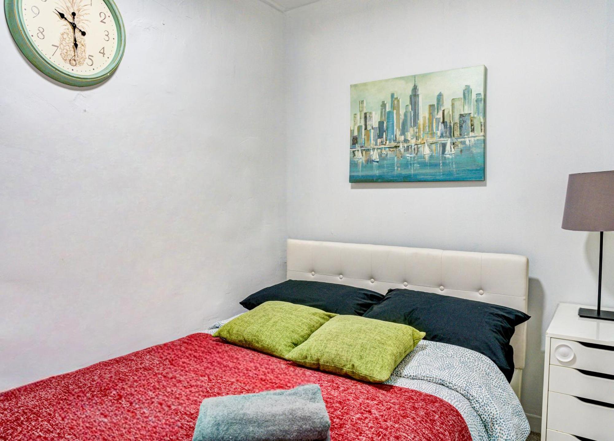 Heavenly Suites In Perfect Location Of Hell Kitchen Apartment *