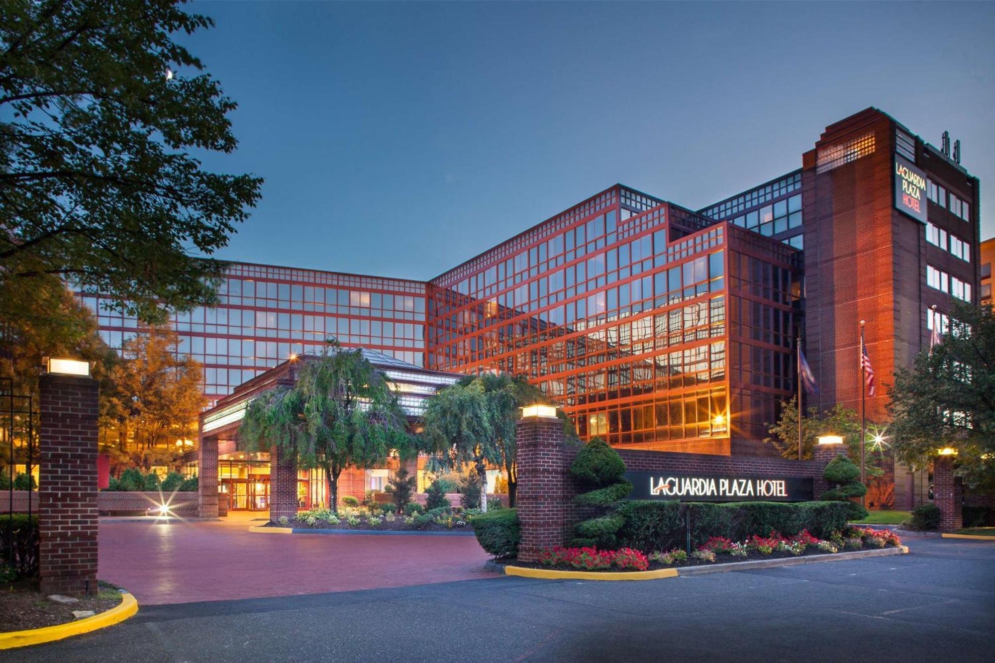 Doubletree By Hilton New York-laguardia Hotel New York