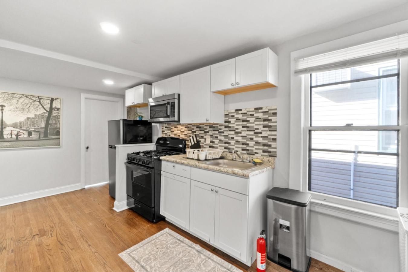Holiday home The Whimsical Estate Sleeps 16plus 20m To Nyc Free Parking New York