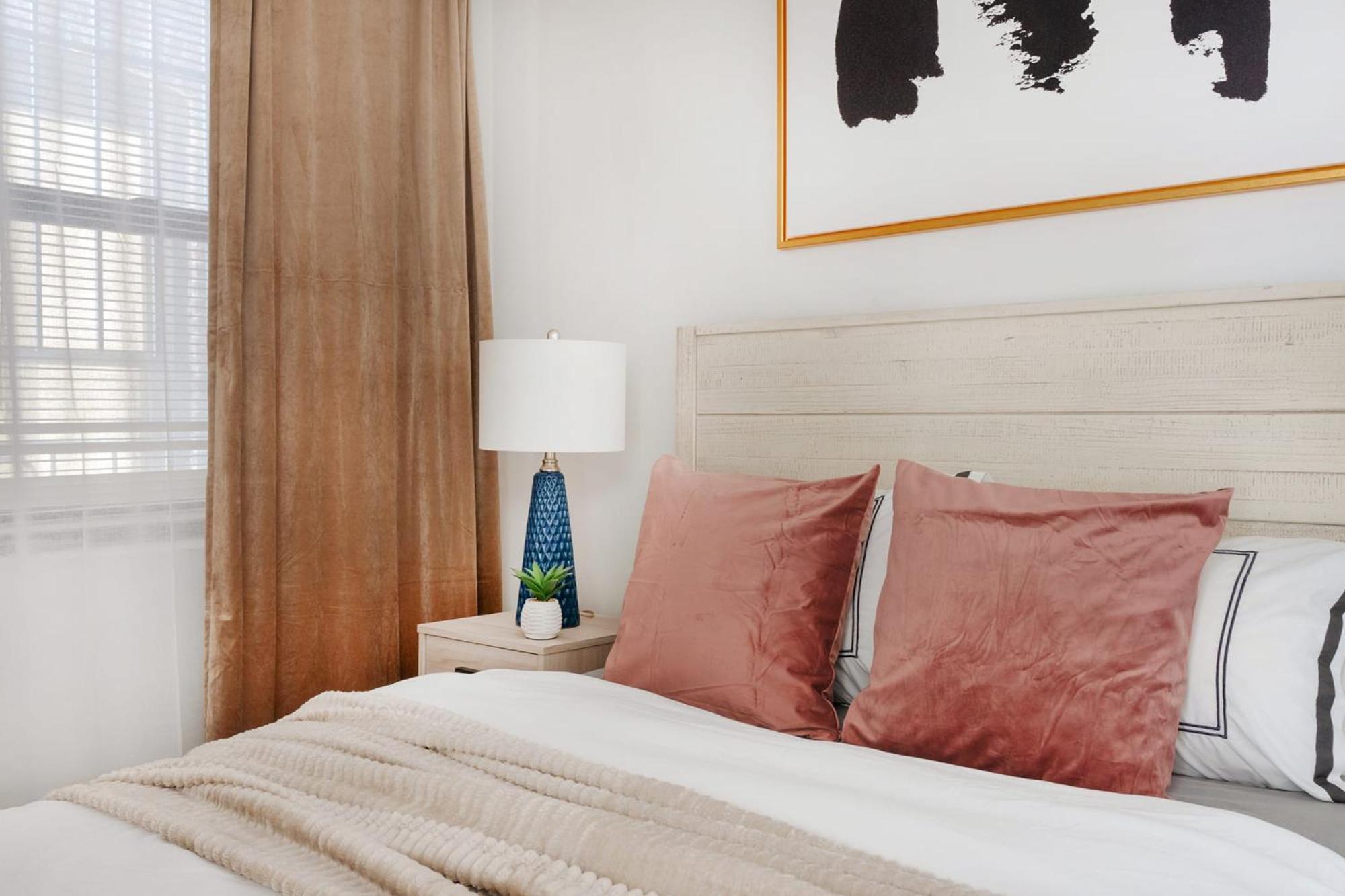 Apartment 69-4d Trendy Lower East Side 1br Brand New