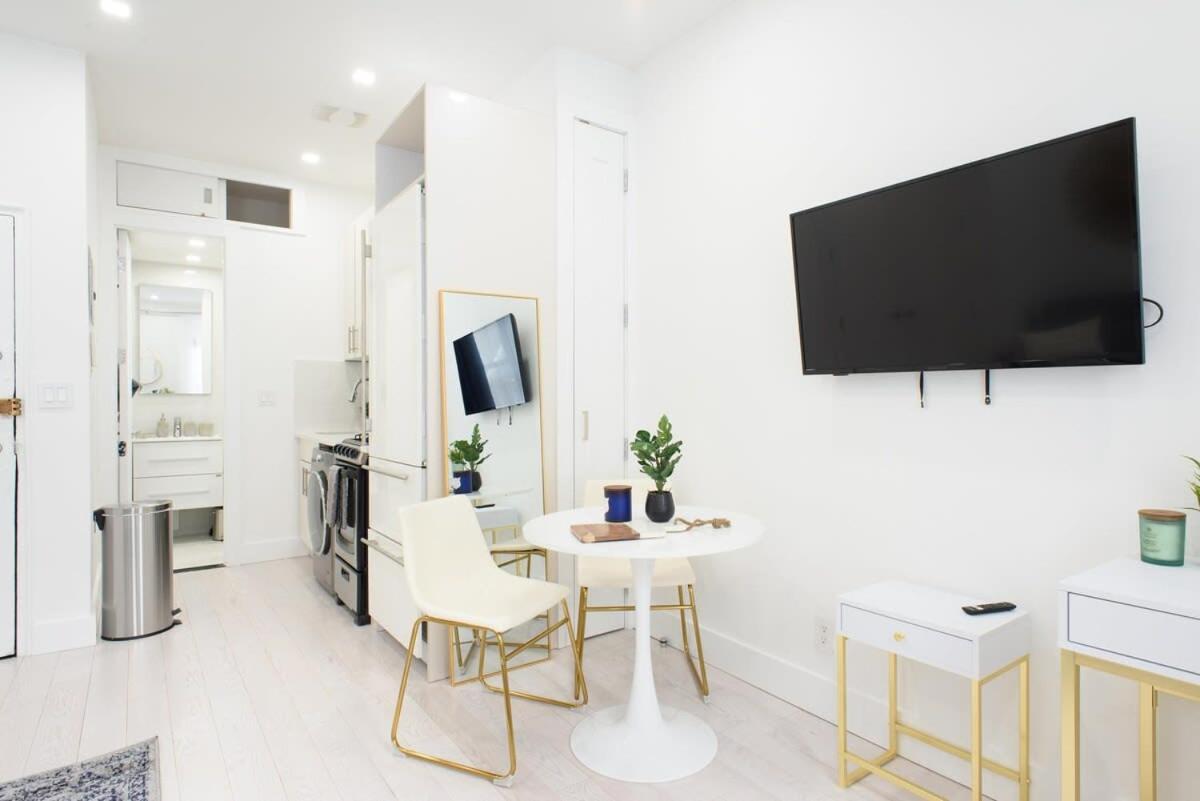 Apartment 62-3a New Prime Ues W&d New York
