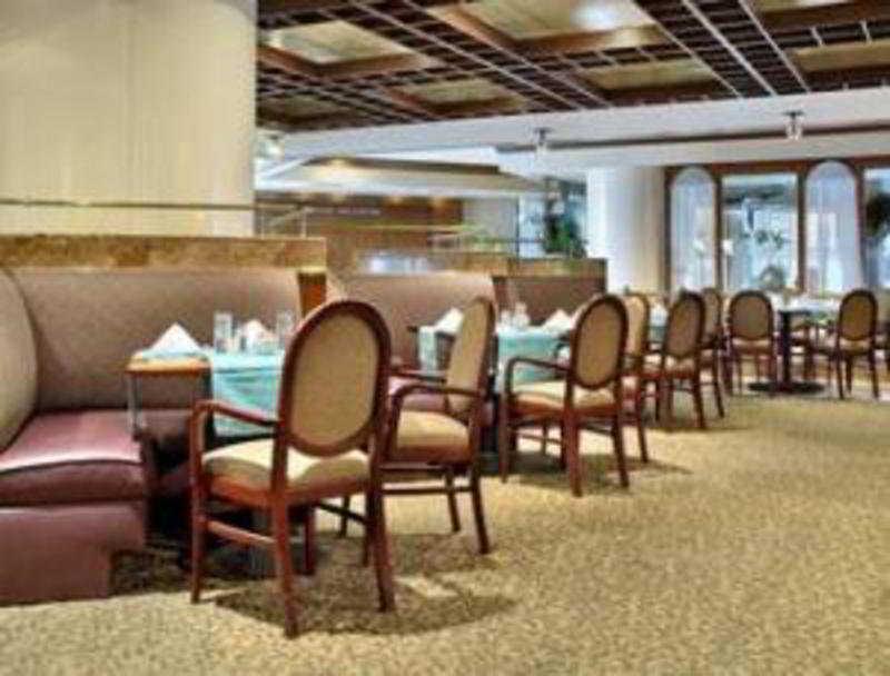 Ramada Plaza Jfk International Airport