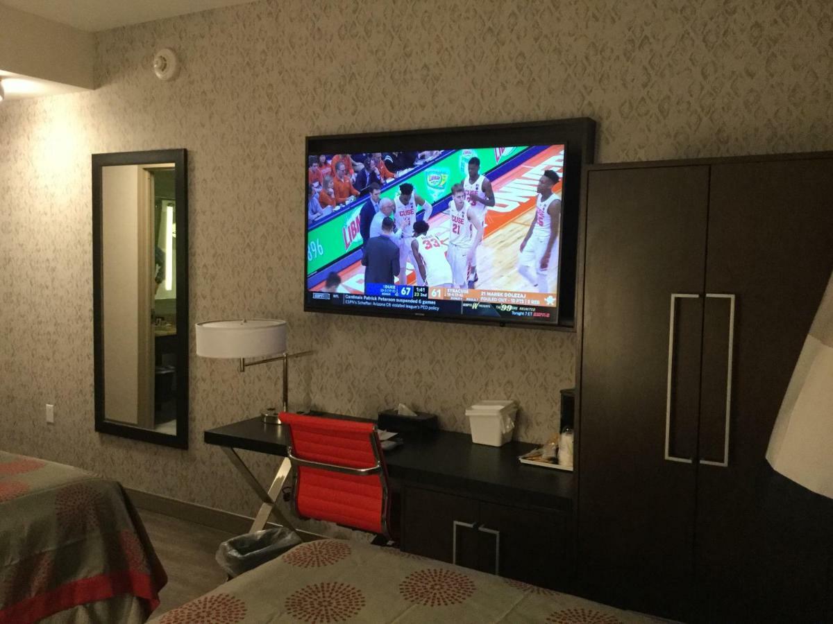 Hotel Ramada By Wyndham Bronx Terminal 3*