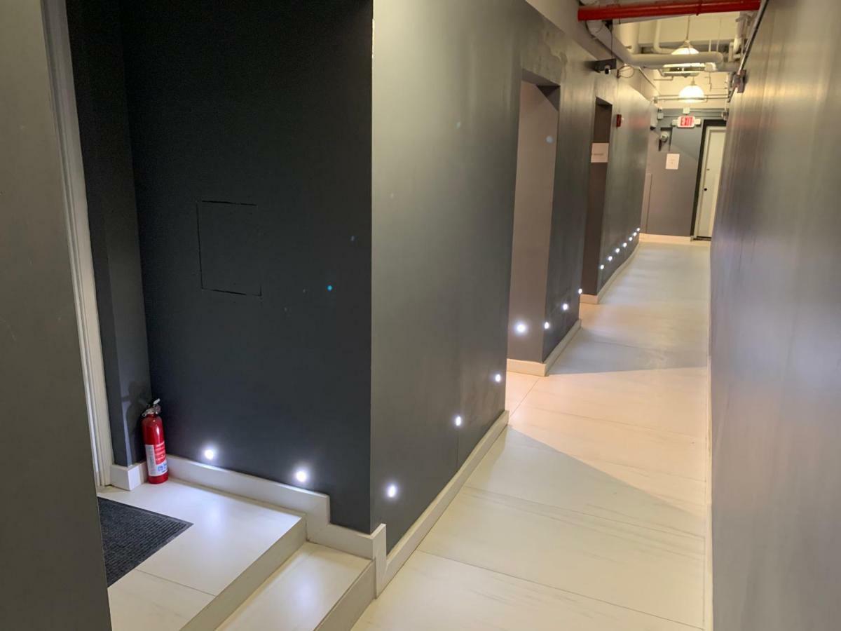 Modern Next To Madison Square Garden Aparthotel New York