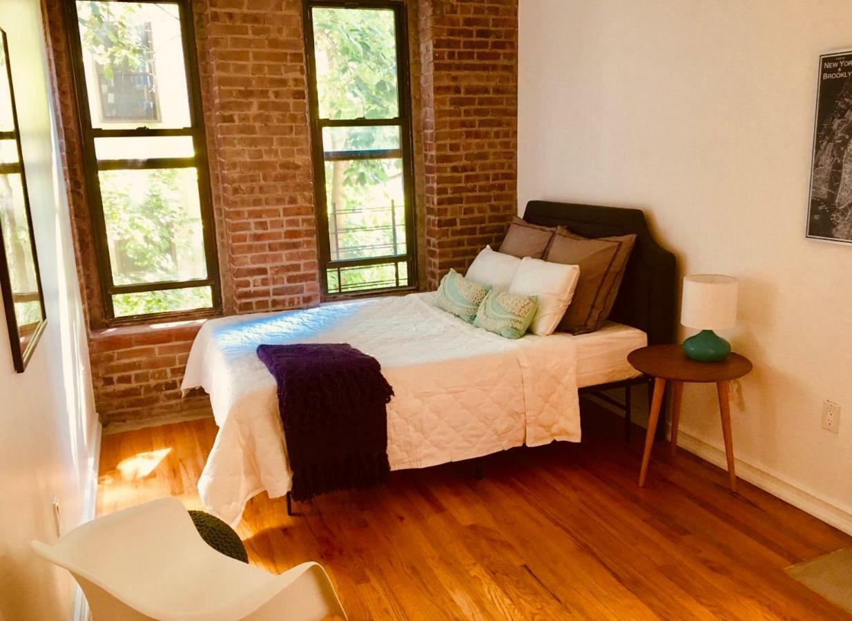 Private Private Bath Homestay