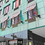 Hotel 365 Bronx - Yankee Stadium