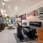 Travel Nurse Housing & Internationals Travelers, College Student, Young Business Professionals - Corporate Housing Accommodation, Offsite Employee & Vacation Temporary Short-Terms Bookings