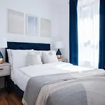 74-4A 2Br 2Baths In Prime Upper West Side W D Gym