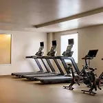 Hilton Garden Inn Queens / JFK Airport