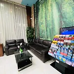 The L Hotel