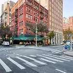 Tribeca Studio W Pool Roofdeck Gym View Nyc-273