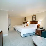 Hotel Stanford
